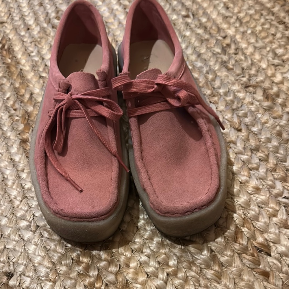 Women's Pink Casual Shoes